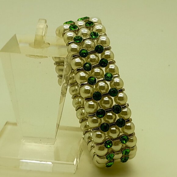 Gorgeous 6mm green Glass pearl Multi-Strand with ab Stretch fashion Bracelets - Picture 2 of 6